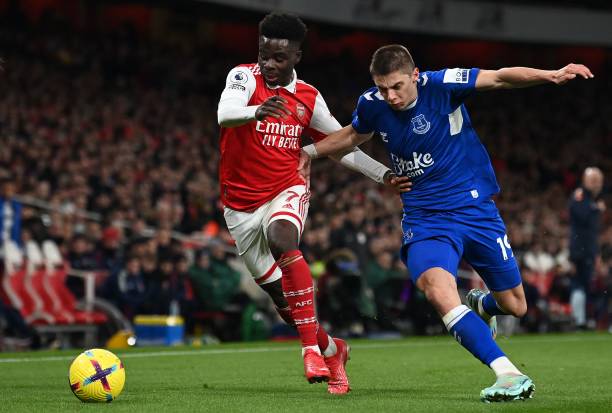 的远射再下 的远射再下