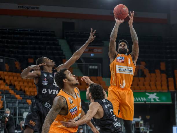 到两家俱乐 到两家俱乐